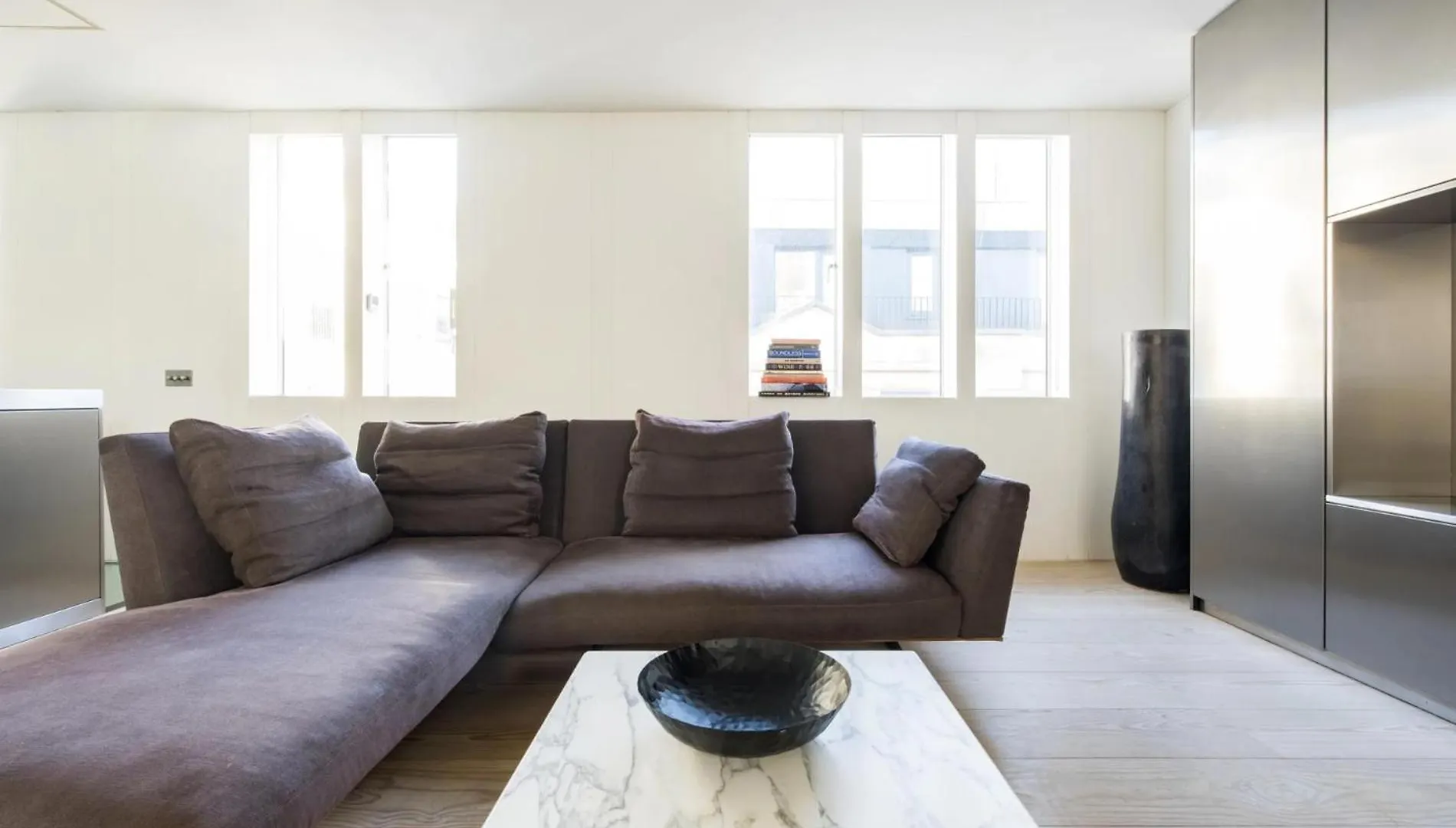 The Tonic 1 Bed With Patio In Shoreditch London 0*,